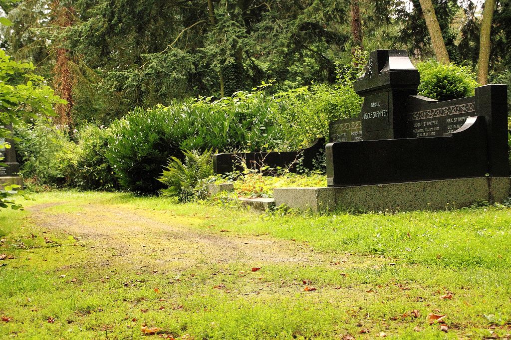 Melaten-Friedhof Koeln Juli 2021